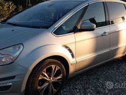 Grigio Usata 2013 Ford S-MAX Monovolume | 7000 € (Ottimo prezzo)