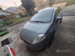 Usata 2008 Fiat Grande Punto Due volumi | 1500 €
