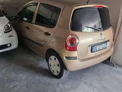 Usata 2006 Renault Modus Monovolume | 2100 € (Buon prezzo)