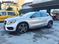 Argento met. Usata 2015 Mercedes GLA220 Executive SUV | 14.900 € (Buon prezzo)