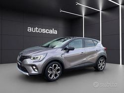 Grigio Usata 2021 Renault Captur Intens SUV | 16.490 € (Buon prezzo)