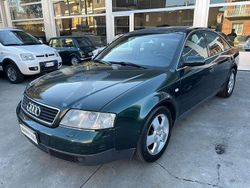 Verde scuro metallizzato Usata 2001 Audi A6 Ambiente Tre volumi | 6400 € (Ottimo prezzo)