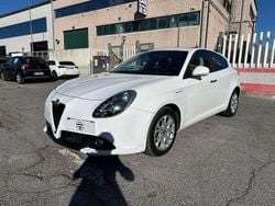Bianco(met.) Usata 2016 Alfa Romeo Giulietta Due volumi | 10.900 € (Buon prezzo)