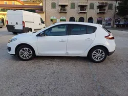 Usata 2015 Renault Mégane III LIMITED Tre volumi | 4999 € (Buon prezzo)
