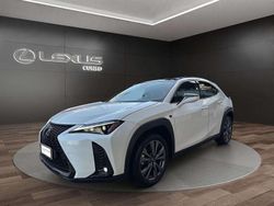 Bianco fsport/black Usata 2023 Lexus UX 250h SUV | 27.900 € (Buon prezzo)