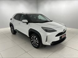 Pearl white Usata 2022 Toyota Yaris Cross Trend SUV | 21.900 € (Buon prezzo)