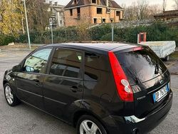 Nero Usata 2008 Ford Fiesta Tre volumi | 3200 €