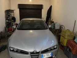 Argento Usata 2009 Alfa Romeo 159 Ti Tre volumi | 8000 € (Molto cara)