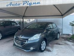 Grigio Usata 2012 Peugeot 208 Access Due volumi | 5500 € (Buon prezzo)