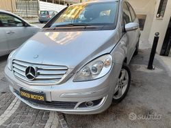 Grigio Usata 2007 Mercedes B150 Chrome Monovolume | 2500 €