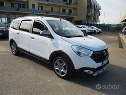 Usata 2022 Dacia Lodgy Stepway Monovolume | 9500 € (Buon prezzo)