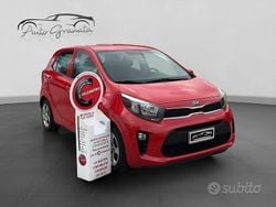 Rosso Usata 2017 Kia Picanto Due volumi | 6990 € (Buon prezzo)