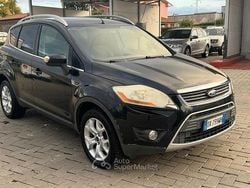 Usata 2009 Ford Kuga SUV | 3950 € (Super prezzo)