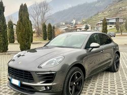 Gray Usata 2017 Porsche Macan SUV | 45.000 € (Molto cara)