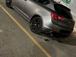 Grigio Usata 2016 Alfa Romeo Giulietta | 13.000 € (Buon prezzo)