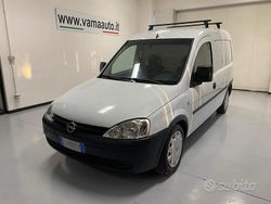 Bianco Usata 2003 Opel Combo Furgone | 2200 €