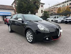 Nero metallizzato Usata 2017 Alfa Romeo Giulietta Super Tre volumi | 11.500 € (Cara)