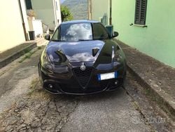 Usata 2015 Alfa Romeo Giulietta Sprint Tre volumi | 8000 € (Molto cara)