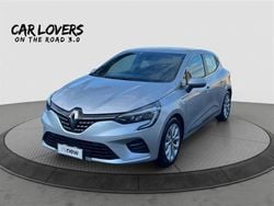 Grigio chiaro Usata 2022 Renault Clio V Intens Due volumi | 16.490 € (Buon prezzo)