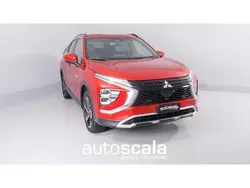 Rosso(met.) Usata 2022 Mitsubishi Eclipse Instyle SUV | 25.990 €