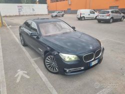 Blu Usata 2013 BMW 740 Luxury Line Tre volumi | 13.400 €