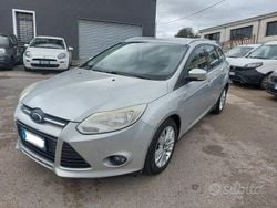 Grigio Usata 2011 Ford Focus Station wagon | 5800 € (Buon prezzo)