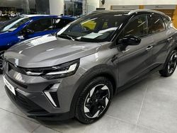 Grigio Nuova 2025 Renault Captur Evolution SUV | 21.900 € (Buon prezzo)