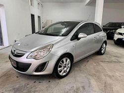 Grigio Usata 2012 Opel Corsa Edition Due volumi | 3499 € (Buon prezzo)