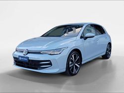 Crystal ice blue metallizzato Nuova 2025 VW Golf VIII Edition Tre volumi | 29.900 € (Cara)