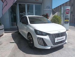 Bianco Nuova 2025 Peugeot 208 Allure Due volumi | 17.900 € (Buon prezzo)