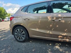 Giallo Usata 2017 Seat Ibiza Tre volumi | 10.000 €