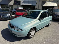 Blu Usata 2002 Lancia Ypsilon Due volumi | 1999 € (Buon prezzo)