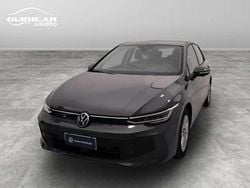 Grigio urano Usata 2025 VW Golf Life Tre volumi | 28.000 € (Buon prezzo)
