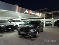 Grigio Usata 2022 VW T-Roc Life SUV | 20.900 € (Buon prezzo)