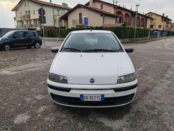 Usata 2001 Fiat Punto Tre volumi | 1500 € (Buon prezzo)