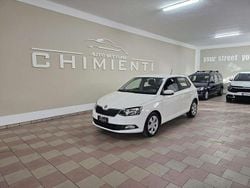 Bianco Usata 2015 Skoda Fabia Ambition Tre volumi | 7800 € (Buon prezzo)