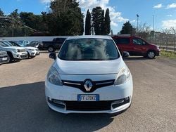 Bianco Usata 2016 Renault Scénic III Zen Tre volumi | 7300 € (Buon prezzo)