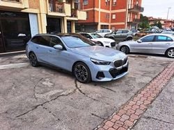Grigio Usata 2024 BMW 520 M Sport Station wagon | 53.800 € (Super prezzo)