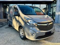 Grigio Usata 2018 Opel Vivaro Monovolume | 12.900 € (Buon prezzo)