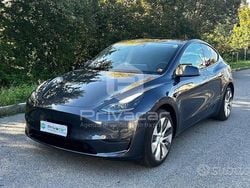 Grigio Usata 2022 Tesla Model Y Long Range AWD SUV | 37.990 € (Buon prezzo)