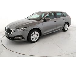 Altro metallizzato Usata 2024 Skoda Octavia Executive Station wagon | 22.900 € (Super prezzo)