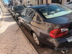 Grigio Usata 2006 BMW 330 Tre volumi | 4700 € (Ottimo prezzo)