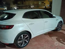 Usata 2016 Renault Mégane III Bose Edition Due volumi | 10.900 € (Buon prezzo)