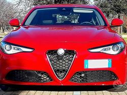 Rosso Usata 2019 Alfa Romeo Giulia Tre volumi | 26.000 € (Buon prezzo)