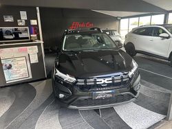 Nero Nuova 2025 Dacia Sandero Expression Due volumi | 16.700 € (Buon prezzo)