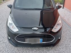 Nero Usata 2016 Ford B-MAX Monovolume | 7000 € (Buon prezzo)