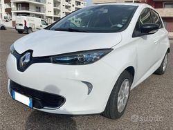 Bianco Usata 2017 Renault Zoe Due volumi | 6800 € (Cara)