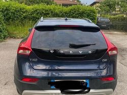 Blu/azzurro Usata 2015 Volvo V40 CC Momentum Station wagon | 10.100 € (Buon prezzo)