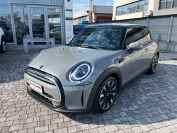 Other Usata 2021 Mini ONE Classic Due volumi | 20.800 € (Cara)