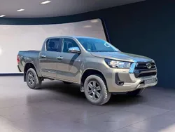 Bronzo oxide Usata 2025 Toyota HiLux Comfort Pick-up | 42.500 € (Buon prezzo)